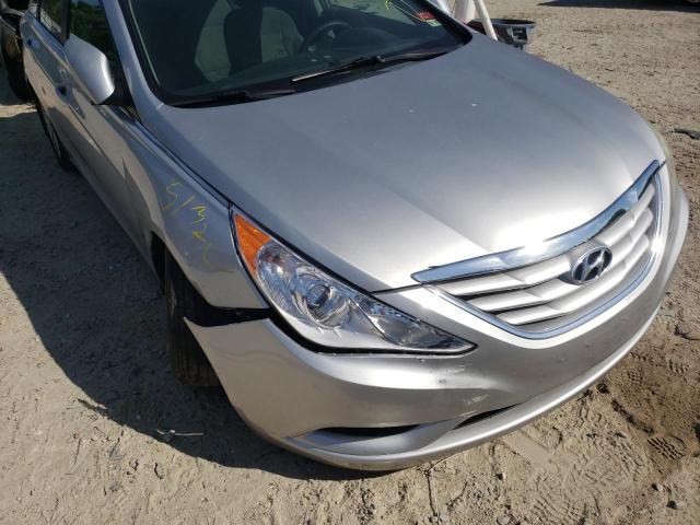 Photo 8 VIN: 5NPEB4AC0DH622235 - HYUNDAI SONATA GLS 