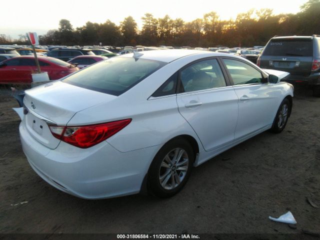 Photo 3 VIN: 5NPEB4AC0DH659155 - HYUNDAI SONATA 