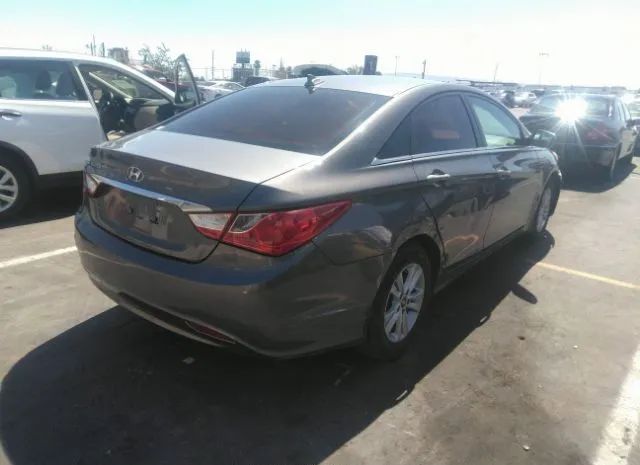 Photo 3 VIN: 5NPEB4AC0DH660757 - HYUNDAI SONATA 