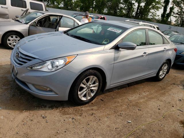 Photo 0 VIN: 5NPEB4AC0DH667692 - HYUNDAI SONATA GLS 