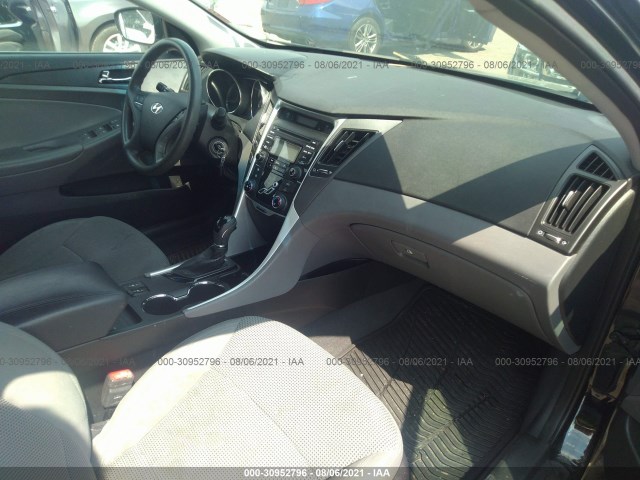 Photo 4 VIN: 5NPEB4AC0DH673847 - HYUNDAI SONATA 