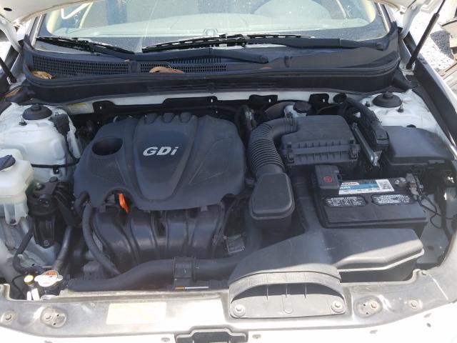 Photo 6 VIN: 5NPEB4AC0DH684069 - HYUNDAI SONATA GLS 