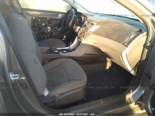 Photo 4 VIN: 5NPEB4AC0DH690860 - HYUNDAI SONATA 