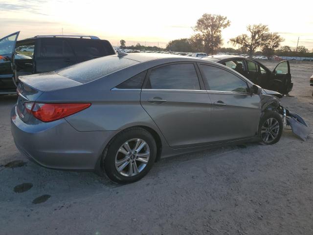 Photo 2 VIN: 5NPEB4AC0DH717720 - HYUNDAI SONATA 