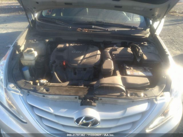 Photo 9 VIN: 5NPEB4AC0DH719967 - HYUNDAI SONATA 