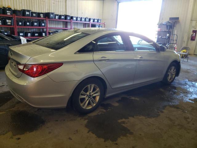 Photo 2 VIN: 5NPEB4AC0DH720472 - HYUNDAI SONATA 