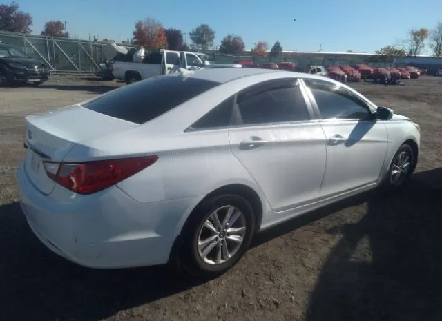 Photo 3 VIN: 5NPEB4AC0DH730497 - HYUNDAI SONATA 