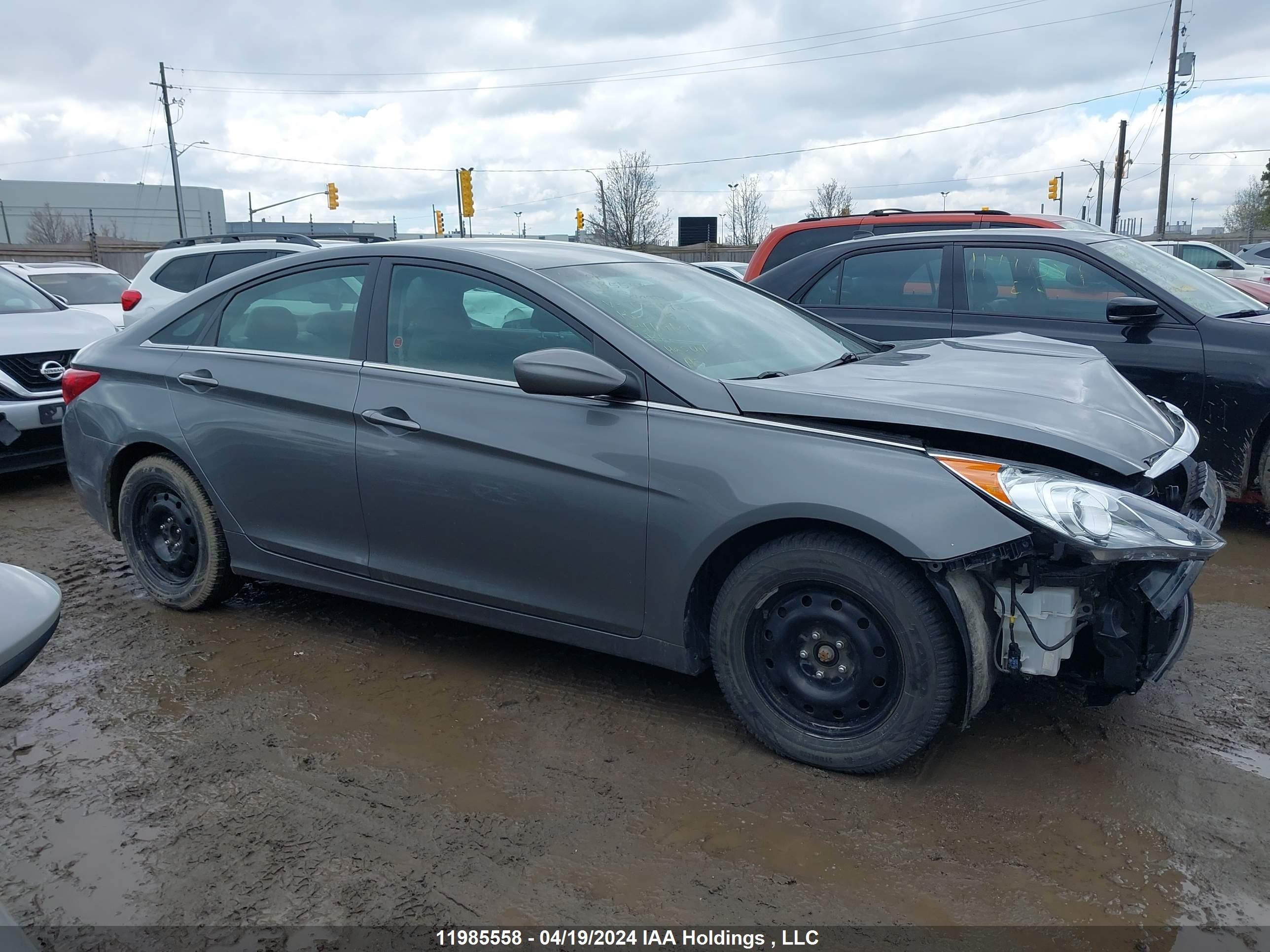 Photo 13 VIN: 5NPEB4AC0DH733092 - HYUNDAI SONATA 