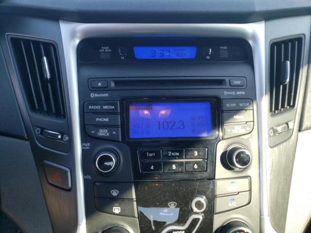 Photo 8 VIN: 5NPEB4AC0DH743752 - HYUNDAI SONATA GLS 