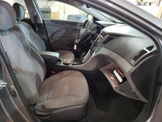 Photo 4 VIN: 5NPEB4AC0DH746201 - HYUNDAI SONATA GLS 