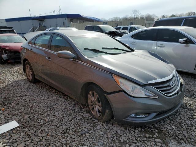 Photo 3 VIN: 5NPEB4AC0DH747753 - HYUNDAI SONATA GLS 