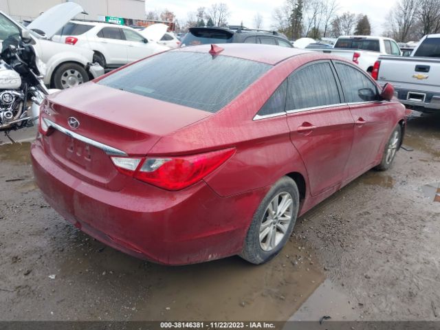 Photo 3 VIN: 5NPEB4AC0DH748322 - HYUNDAI SONATA 