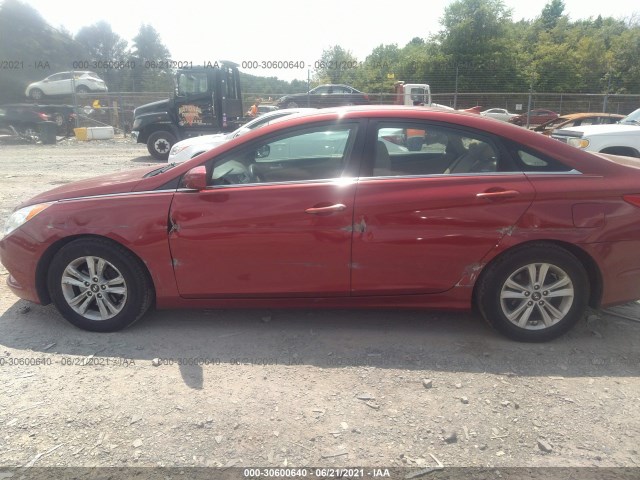 Photo 5 VIN: 5NPEB4AC0DH751169 - HYUNDAI SONATA 