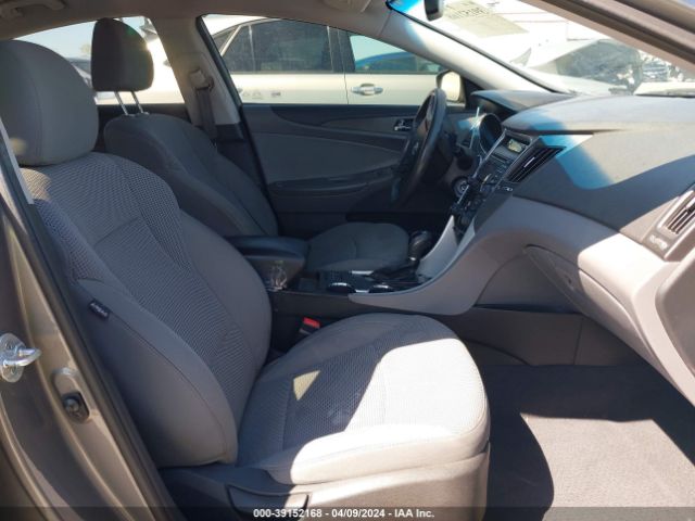 Photo 4 VIN: 5NPEB4AC0DH753097 - HYUNDAI SONATA 