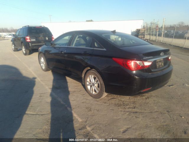 Photo 2 VIN: 5NPEB4AC0DH757800 - HYUNDAI SONATA 