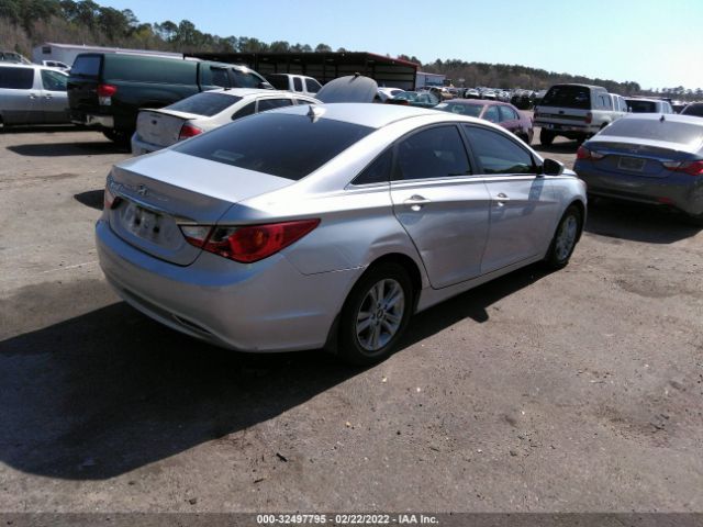 Photo 3 VIN: 5NPEB4AC0DH761524 - HYUNDAI SONATA 