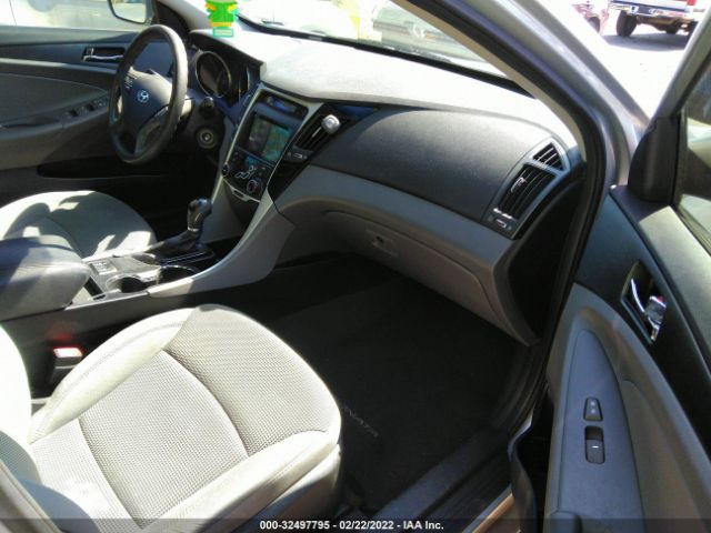 Photo 4 VIN: 5NPEB4AC0DH761524 - HYUNDAI SONATA 