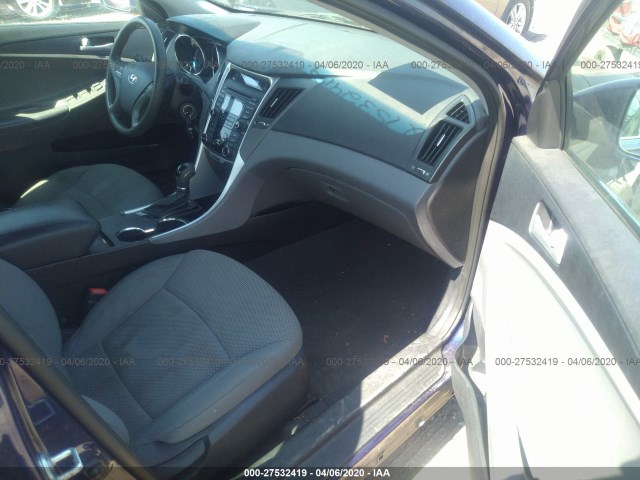 Photo 4 VIN: 5NPEB4AC0DH768618 - HYUNDAI SONATA 