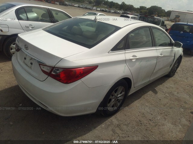 Photo 3 VIN: 5NPEB4AC0DH770711 - HYUNDAI SONATA 