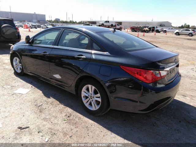 Photo 2 VIN: 5NPEB4AC0DH772068 - HYUNDAI SONATA 