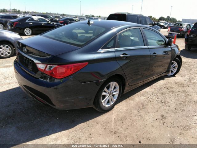 Photo 3 VIN: 5NPEB4AC0DH772068 - HYUNDAI SONATA 