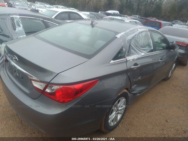 Photo 3 VIN: 5NPEB4AC0DH772569 - HYUNDAI SONATA 