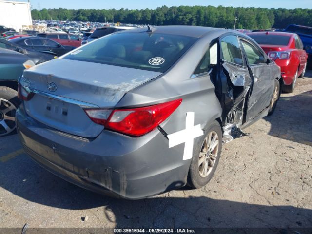 Photo 3 VIN: 5NPEB4AC0DH787590 - HYUNDAI SONATA 