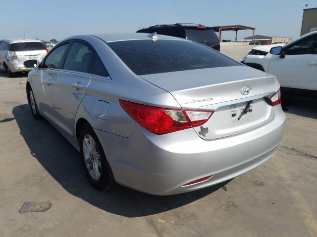 Photo 2 VIN: 5NPEB4AC0DH787962 - HYUNDAI SONATA GLS 