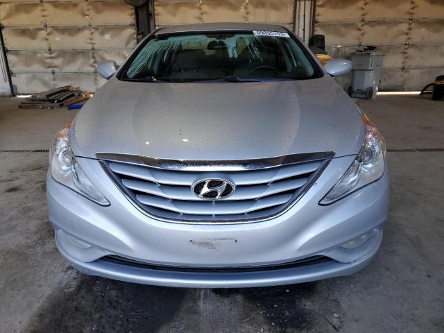 Photo 4 VIN: 5NPEB4AC0DH790327 - HYUNDAI SONATA GLS 