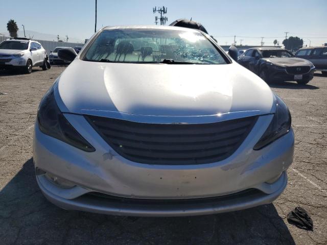 Photo 4 VIN: 5NPEB4AC0DH800497 - HYUNDAI SONATA 