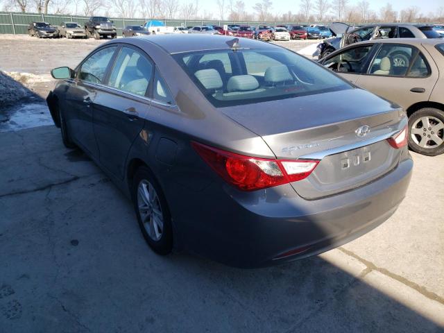 Photo 2 VIN: 5NPEB4AC0DH806137 - HYUNDAI SONATA GLS 