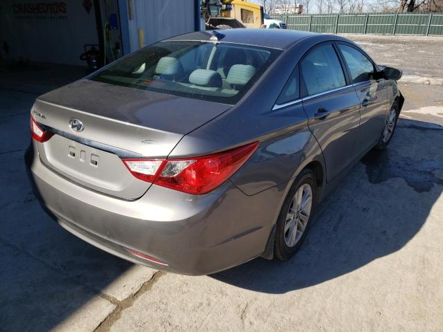 Photo 3 VIN: 5NPEB4AC0DH806137 - HYUNDAI SONATA GLS 