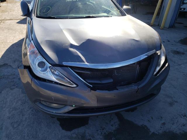 Photo 8 VIN: 5NPEB4AC0DH806137 - HYUNDAI SONATA GLS 