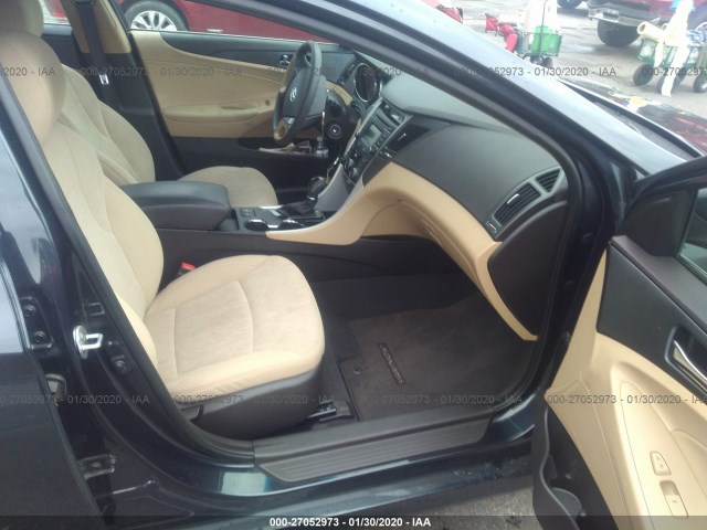 Photo 4 VIN: 5NPEB4AC0EH813557 - HYUNDAI SONATA 