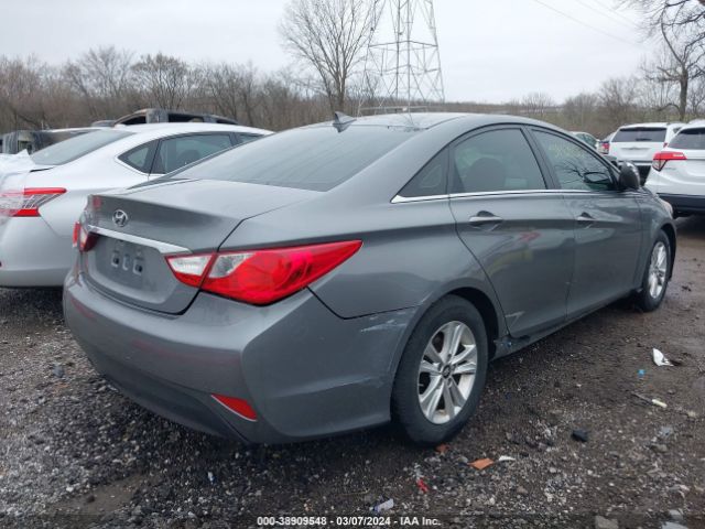 Photo 3 VIN: 5NPEB4AC0EH851063 - HYUNDAI SONATA 