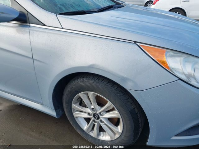 Photo 5 VIN: 5NPEB4AC0EH852925 - HYUNDAI SONATA 