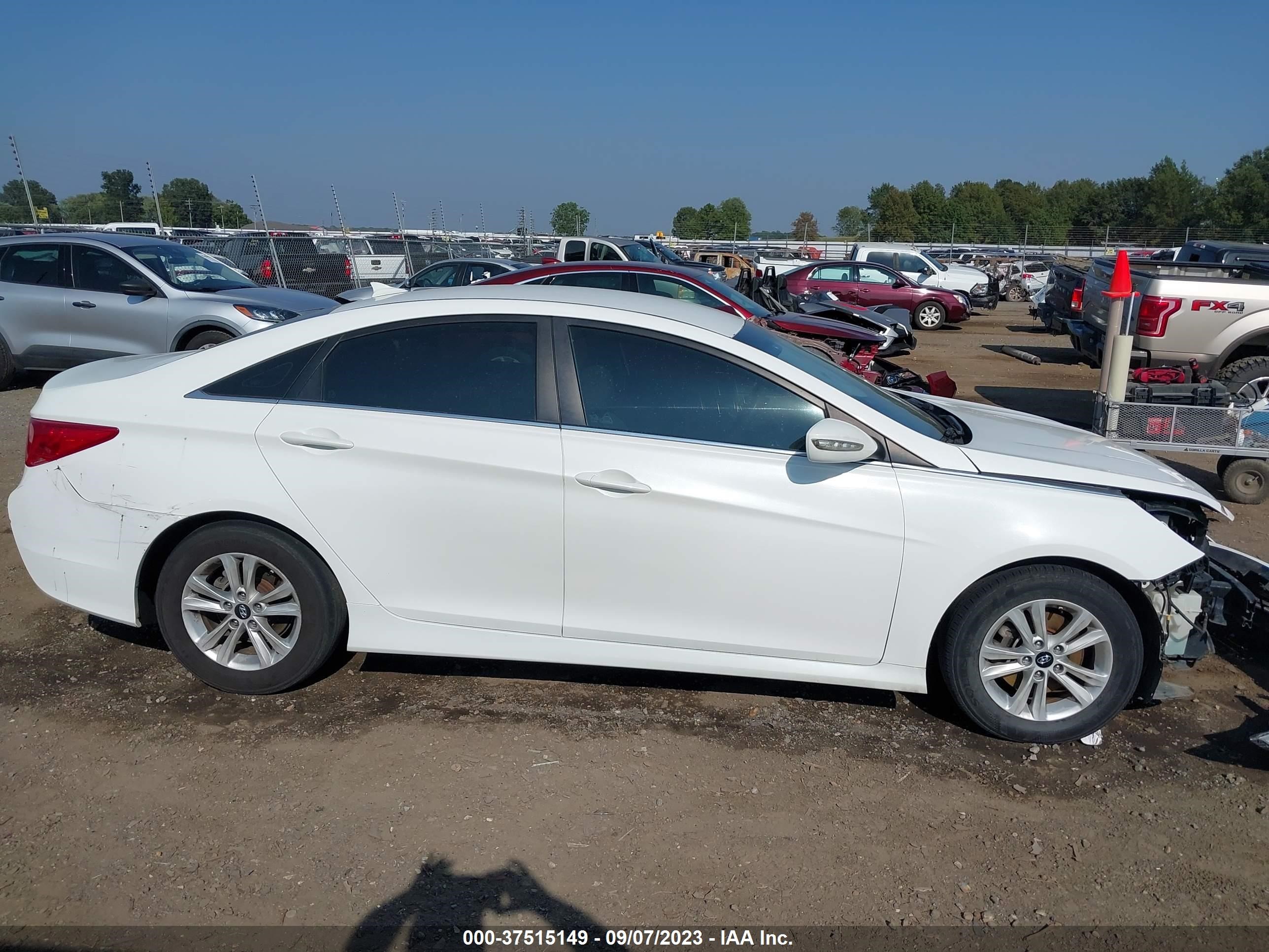 Photo 12 VIN: 5NPEB4AC0EH859406 - HYUNDAI SONATA 