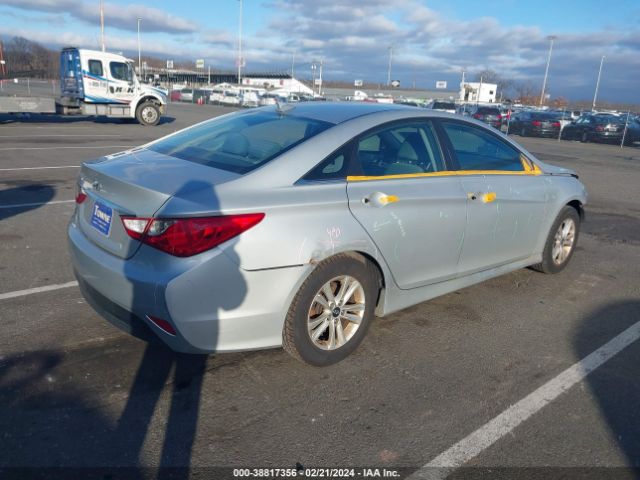 Photo 3 VIN: 5NPEB4AC0EH861382 - HYUNDAI SONATA 