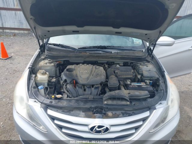 Photo 9 VIN: 5NPEB4AC0EH866369 - HYUNDAI SONATA 