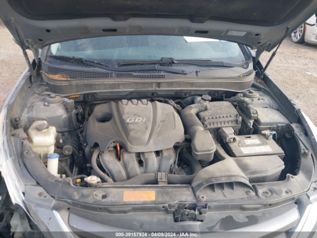 Photo 9 VIN: 5NPEB4AC0EH888694 - HYUNDAI SONATA 