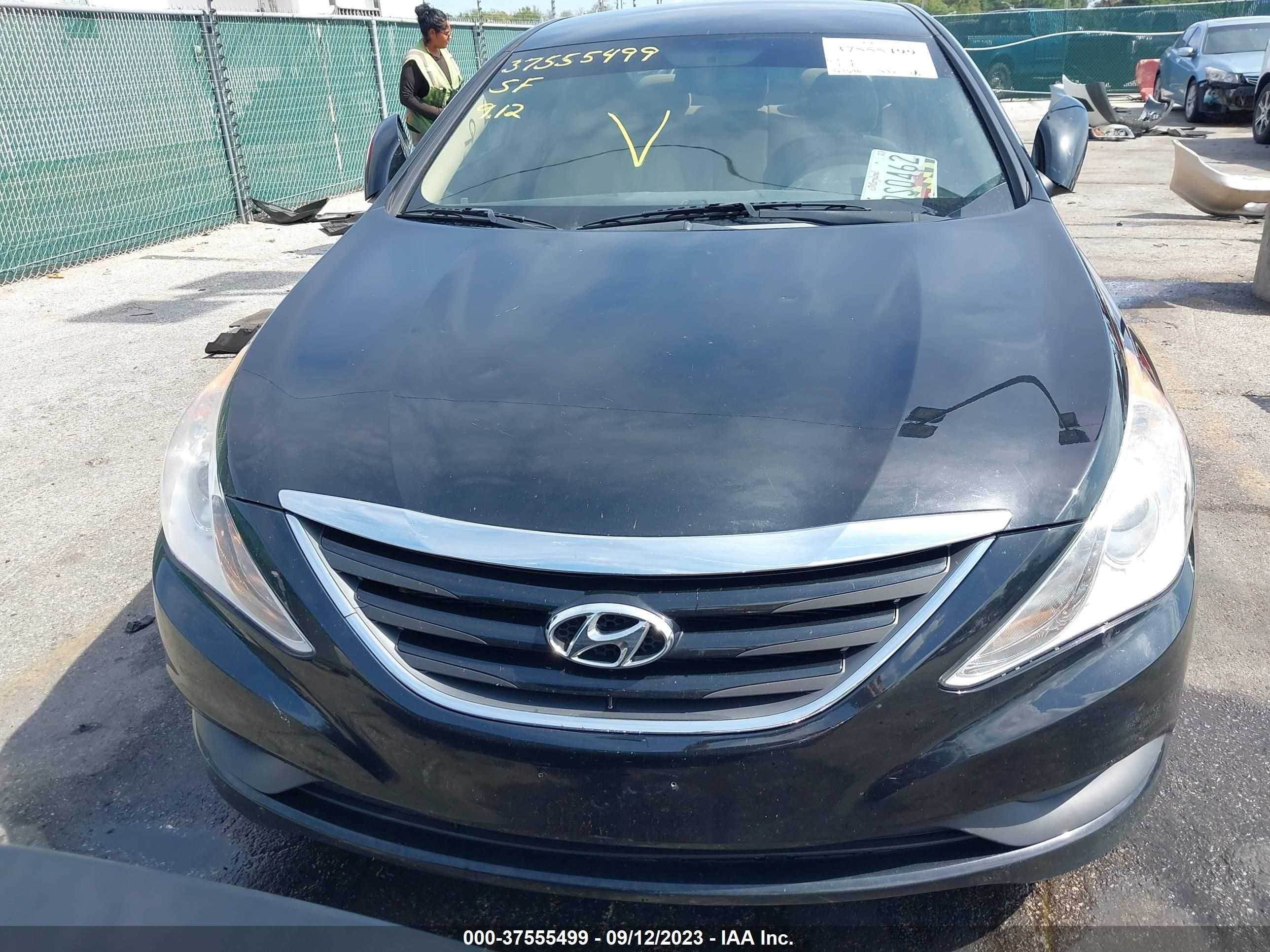 Photo 11 VIN: 5NPEB4AC0EH905347 - HYUNDAI SONATA 