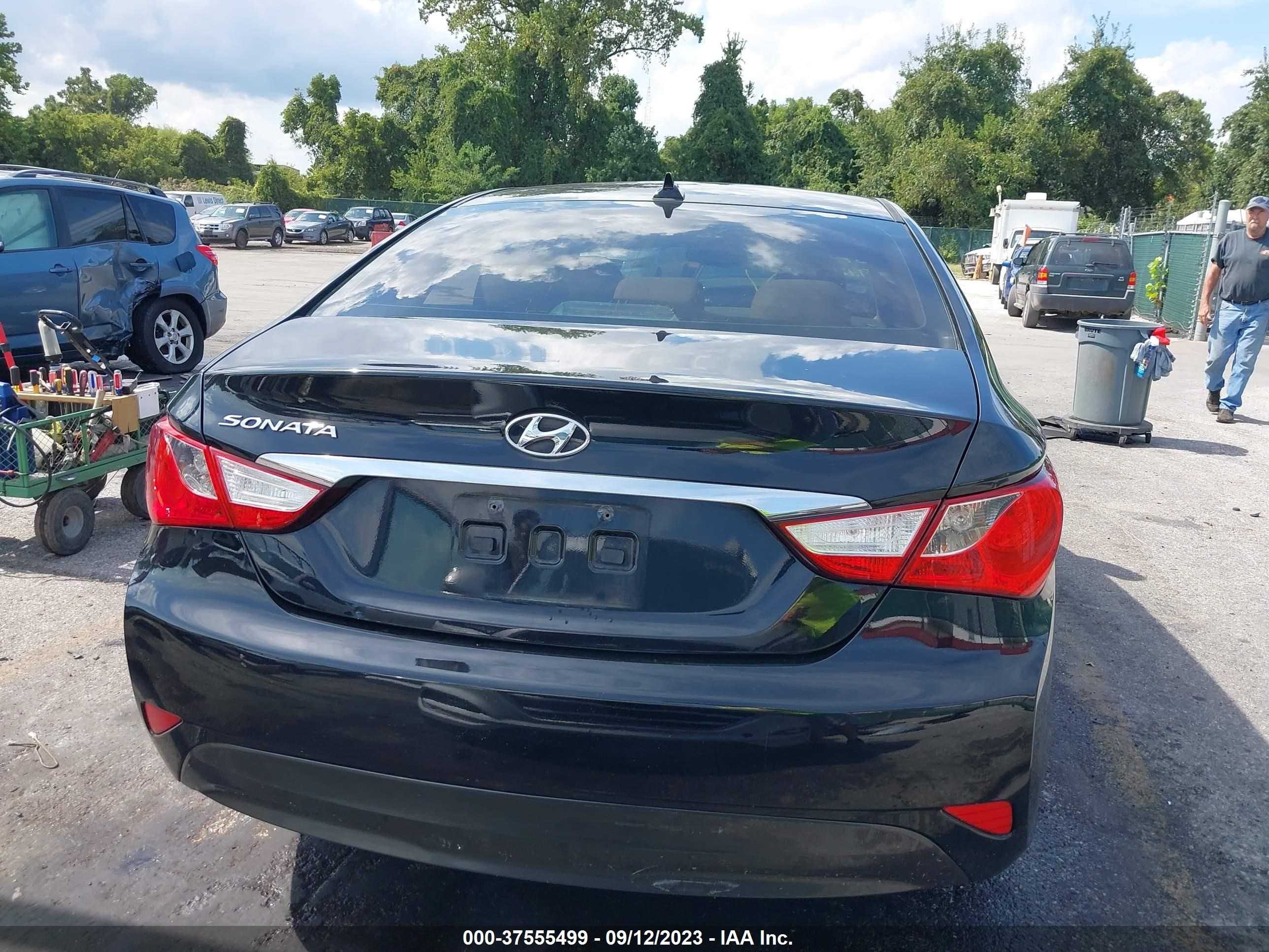 Photo 15 VIN: 5NPEB4AC0EH905347 - HYUNDAI SONATA 