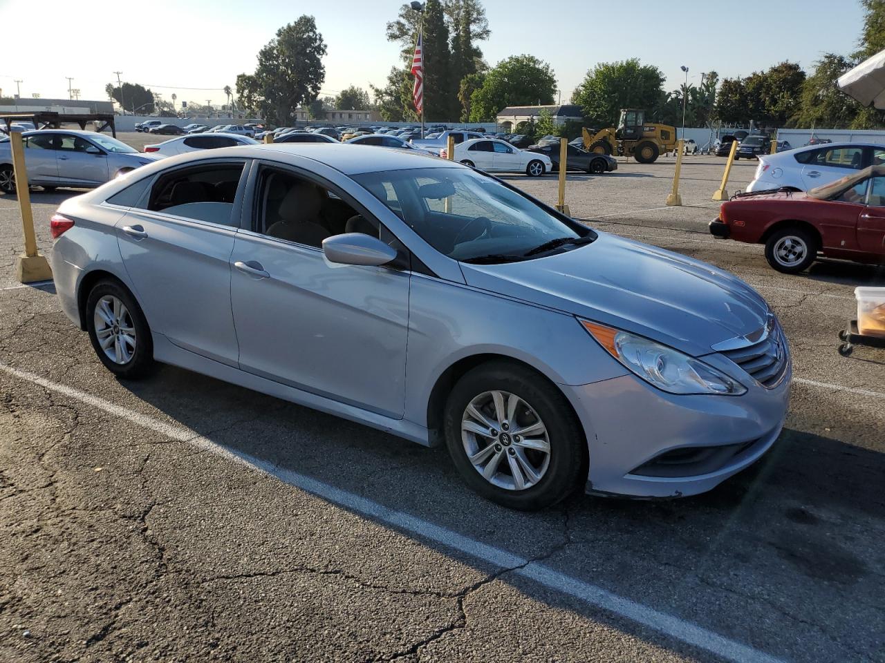 Photo 3 VIN: 5NPEB4AC0EH910869 - HYUNDAI SONATA 