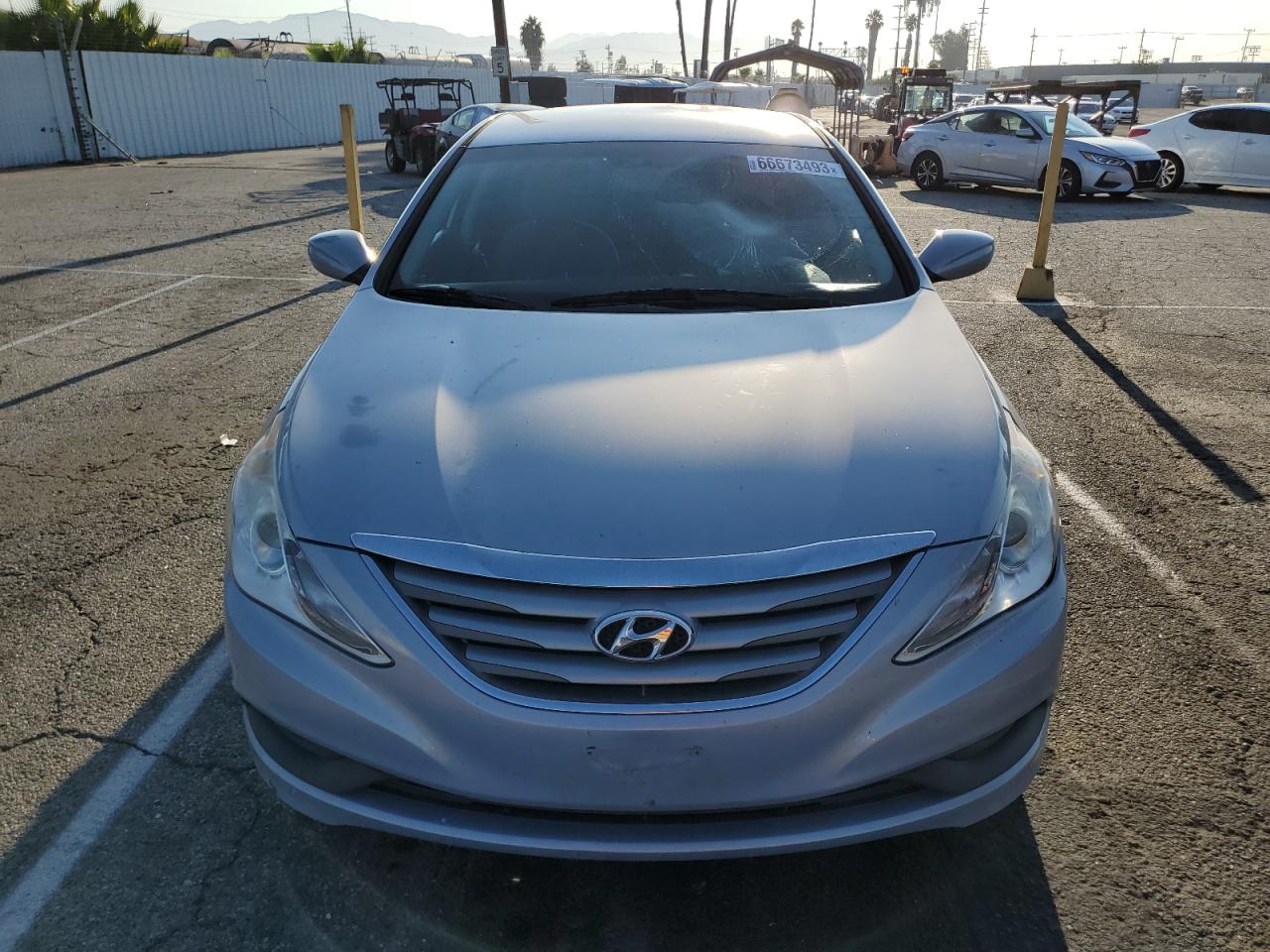 Photo 4 VIN: 5NPEB4AC0EH910869 - HYUNDAI SONATA 