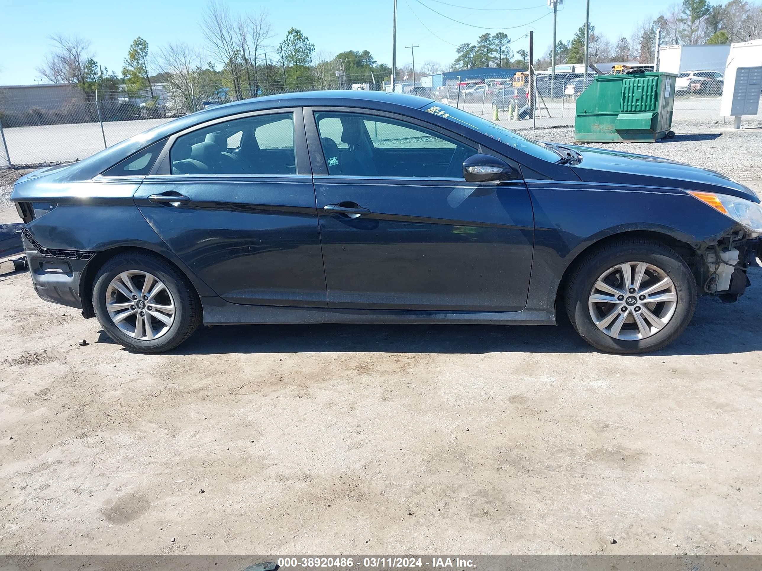 Photo 13 VIN: 5NPEB4AC0EH921015 - HYUNDAI SONATA 