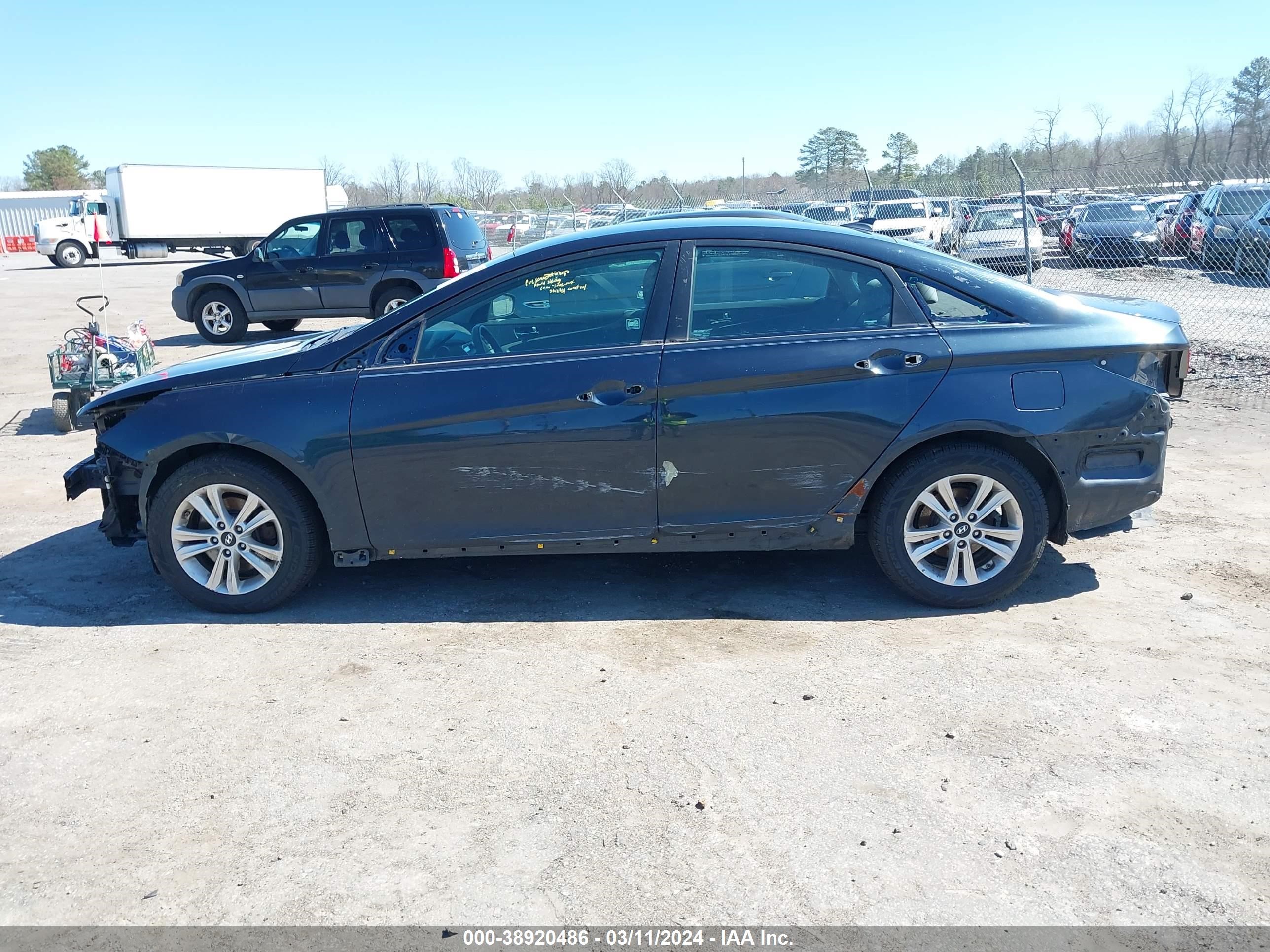 Photo 14 VIN: 5NPEB4AC0EH921015 - HYUNDAI SONATA 