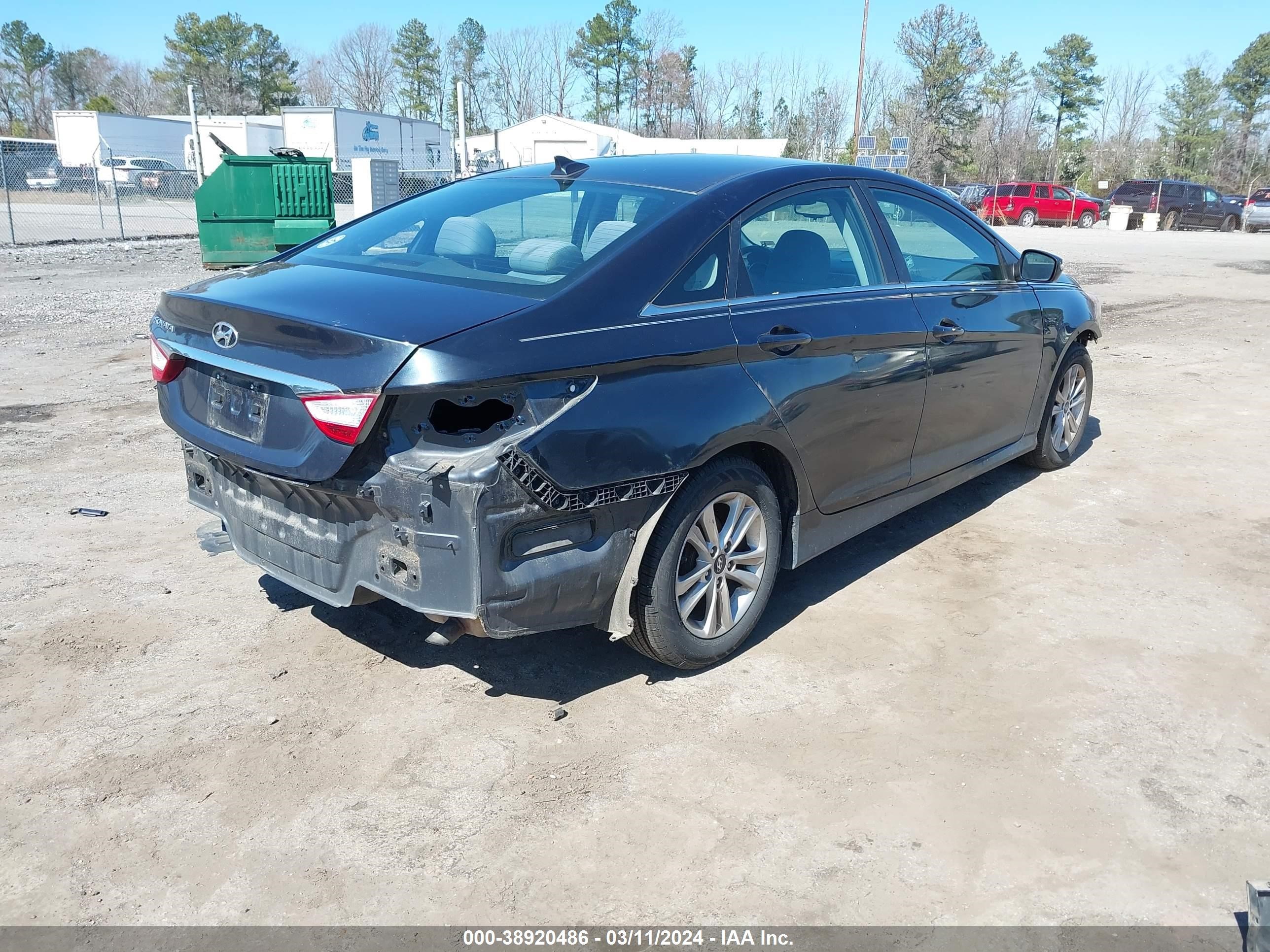 Photo 3 VIN: 5NPEB4AC0EH921015 - HYUNDAI SONATA 