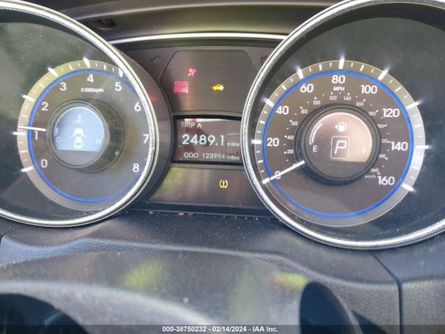 Photo 6 VIN: 5NPEB4AC0EH921550 - HYUNDAI SONATA 