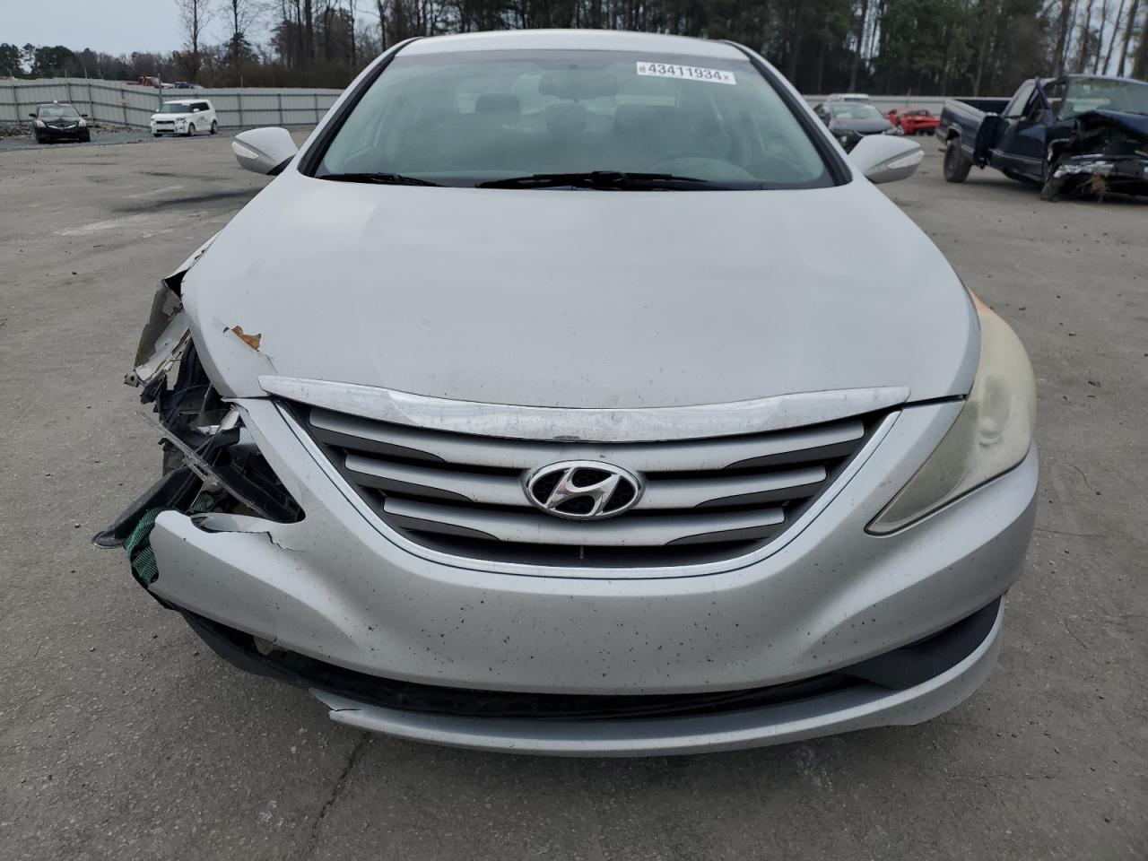 Photo 4 VIN: 5NPEB4AC0EH925694 - HYUNDAI SONATA 