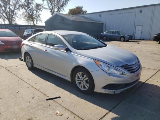 Photo 3 VIN: 5NPEB4AC0EH931074 - HYUNDAI SONATA GLS 